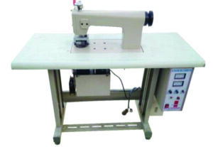 NON WOVEN ULTRASONIC SEALING MACHINE